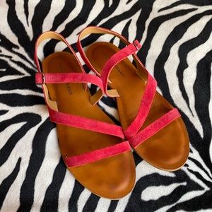 Beautiful cherry red oiled suede Lucky Brand sandals. Women’s size 9M